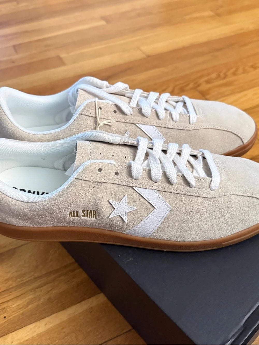 Converse Run Star Trainer Ox Classic Ecru Men’s Size 11 Women’s 12.5 New A16031C